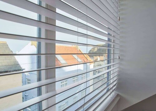Host & Stay | Harbour Cottage