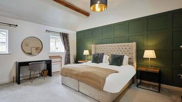 4 chambres, fer et planche à repasser, Wi-Fi gratuit, draps fournis