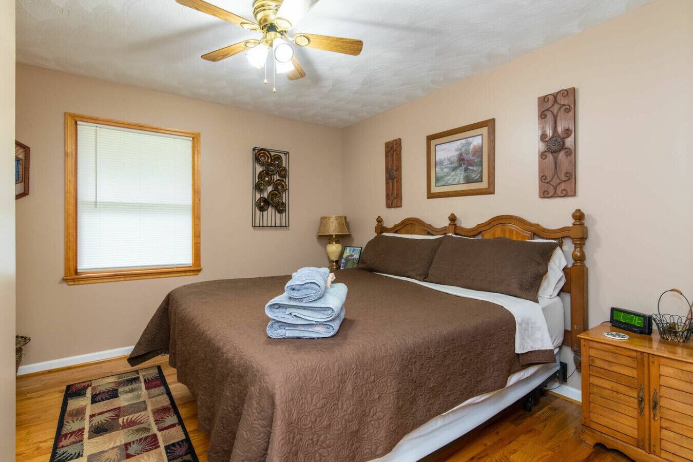 2 Schlafzimmer, kostenloses WLAN, Bettwäsche, Rollstuhlgeeignet