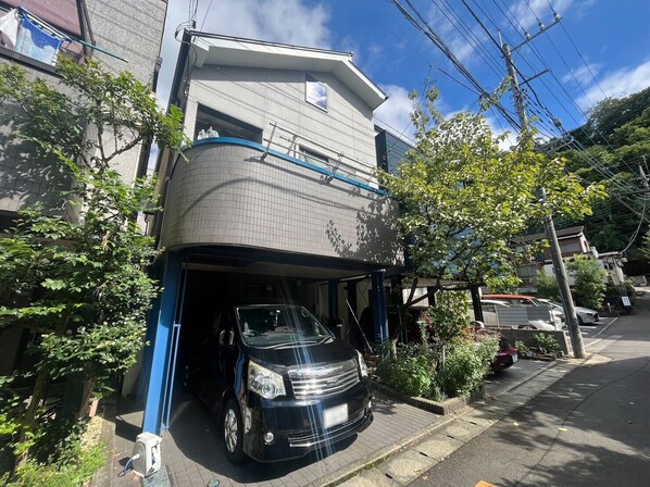 Exterior - Sadie's Home (Kawasaki)