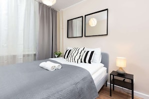 1 bedroom, WiFi, bed sheets