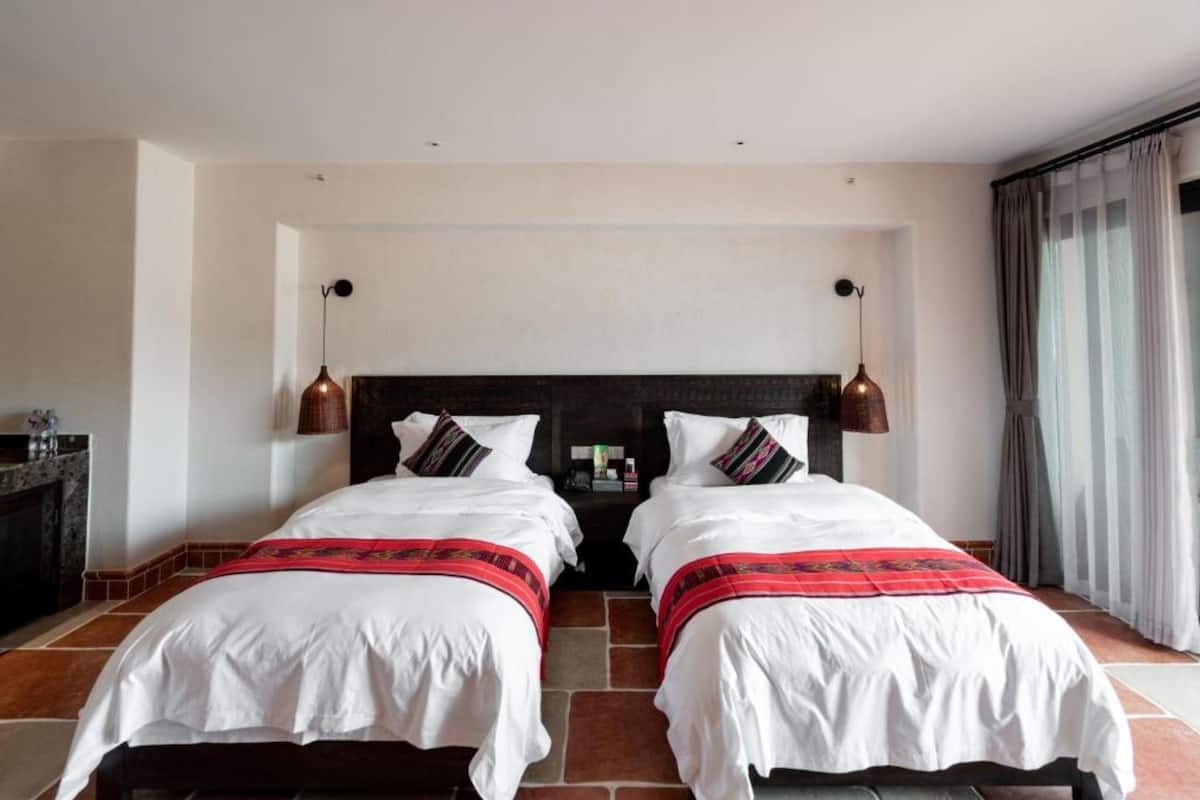 Chambre Deluxe avec lits jumeaux | 1 chambre, couette en duvet d'oie, minibar