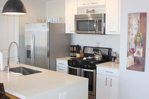 Apartment, 1 Bedroom | Private kitchen