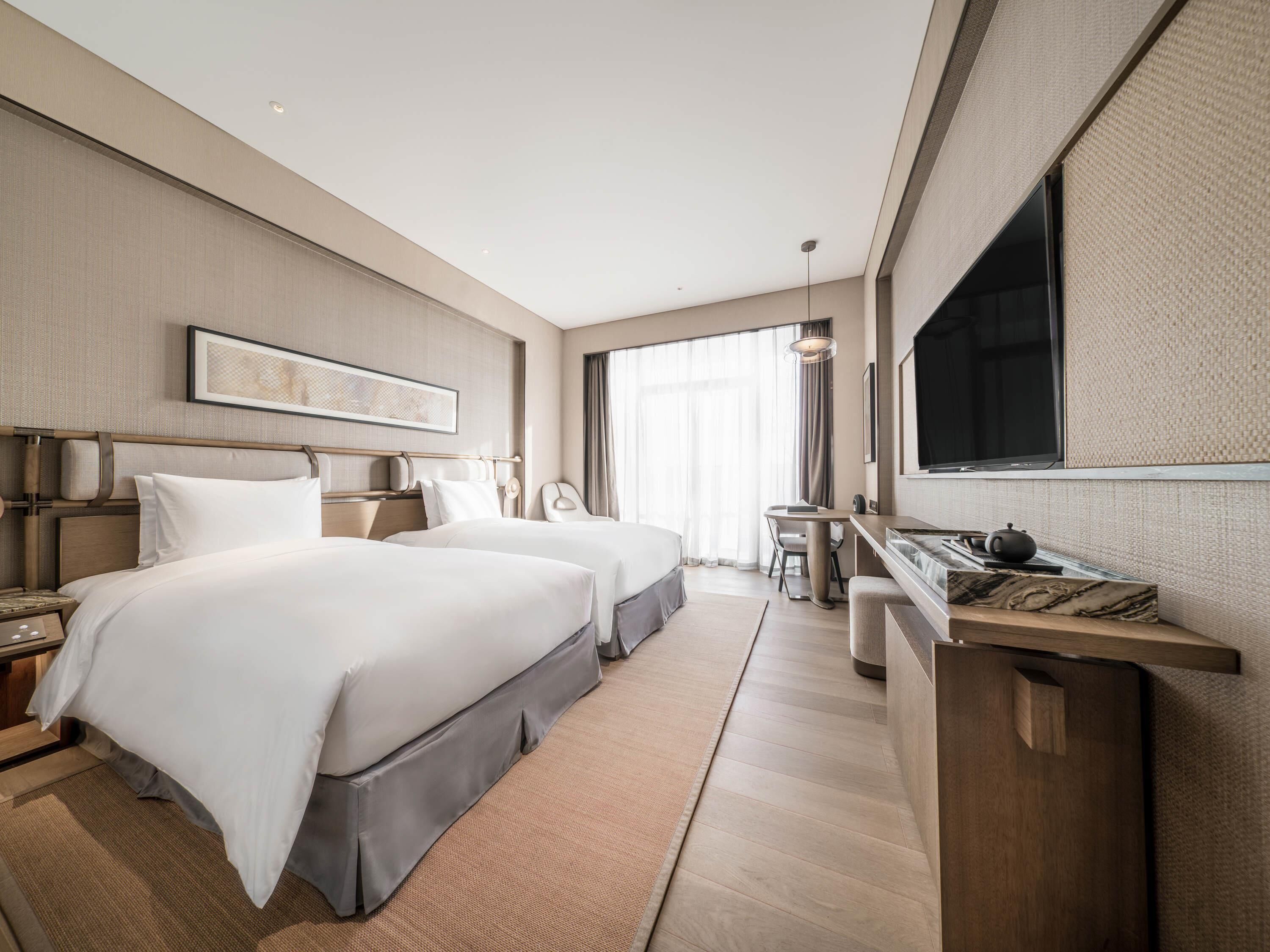 Deluxe Room, 2 Twin Beds, Garden View | Premium bedding, down comforters, pillowtop beds, minibar