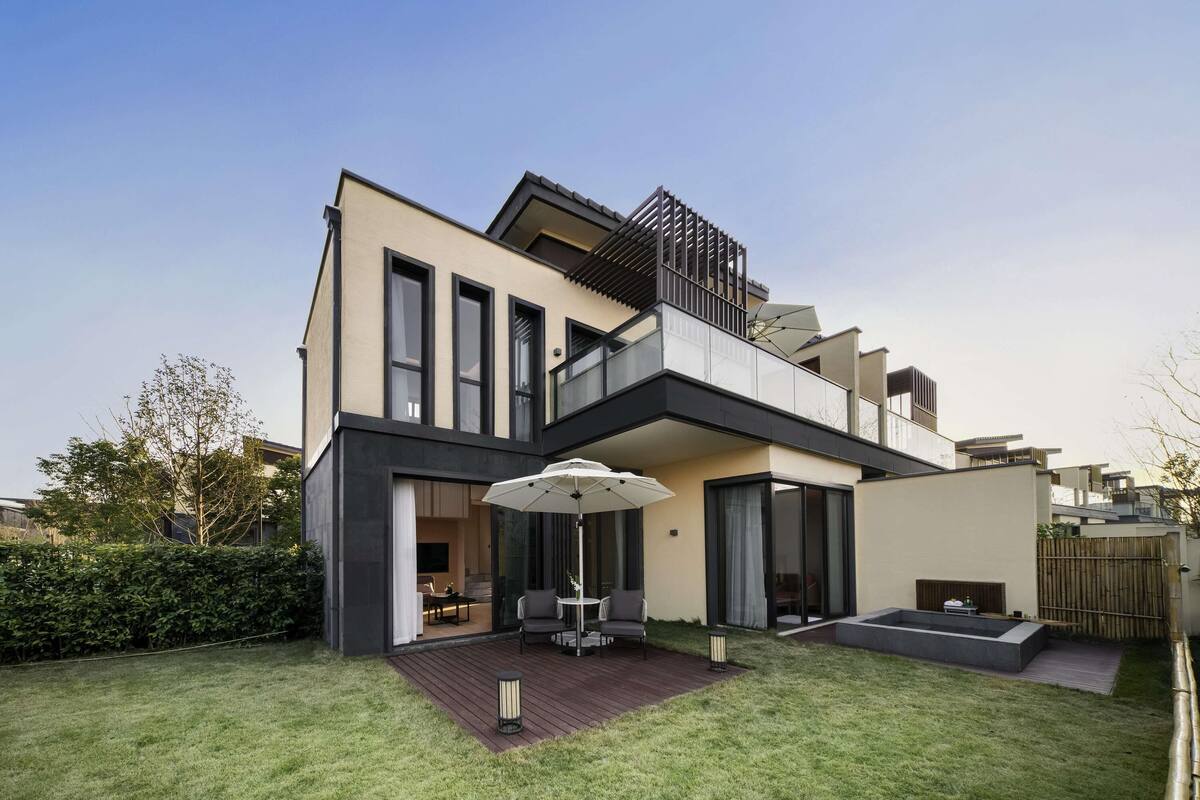 Villa, Mehrere Betten, Gartenblick (Spring) | Hochwertige Bettwaren, Daunenbettdecken, Pillowtop-Betten, Minibar