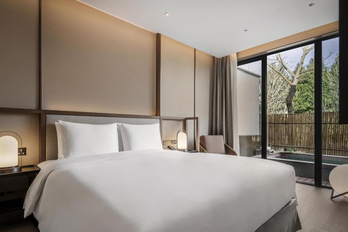 Villa, Multiple Beds, Garden View (Spring)