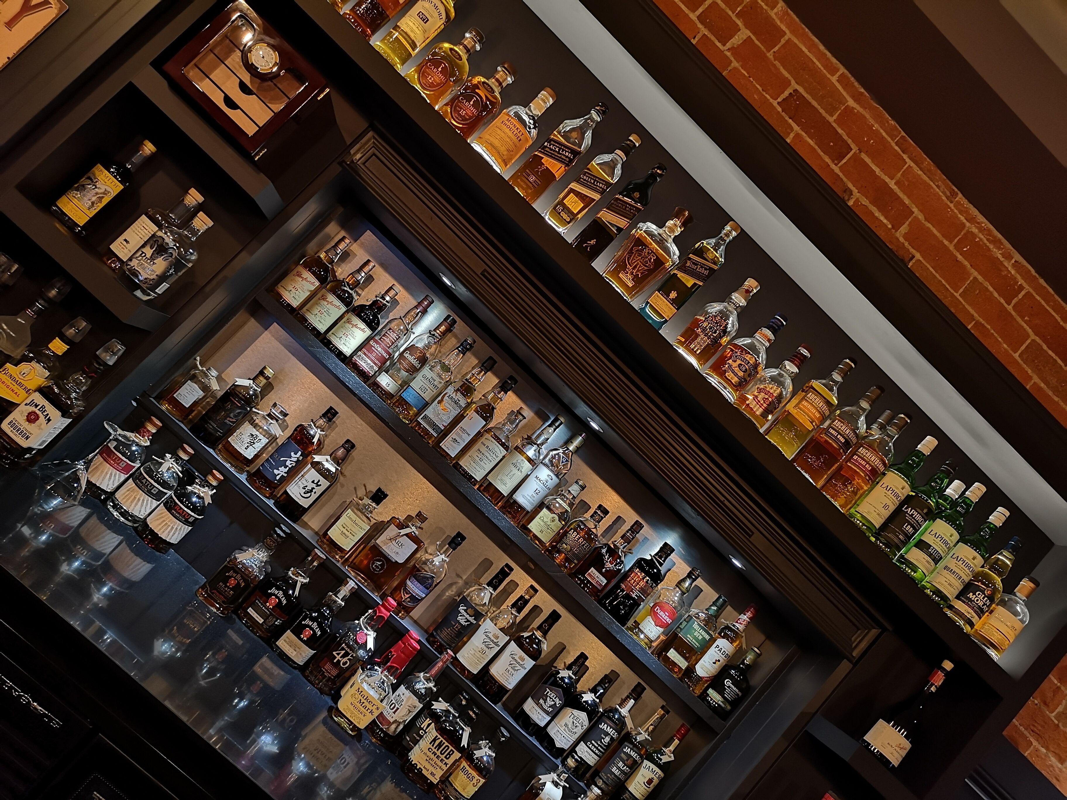 바(숙박 시설 내)