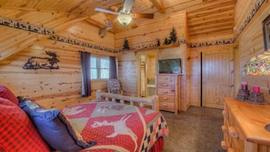 Cabin, 5 Bedrooms | 5 bedrooms, iron/ironing board, free WiFi, bed sheets