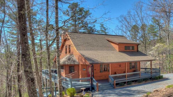 Cabin, 5 Bedrooms | Exterior