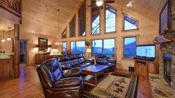 Cabin, 3 Bedrooms | Living room | TV