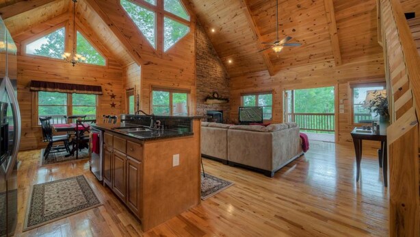 Private kitchen - Moonlight Mountain by Escape to Blue Ridge (Cherry Log)