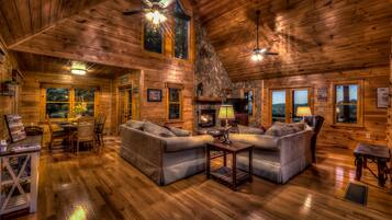 Cabin, 3 Bedrooms | Living room | TV