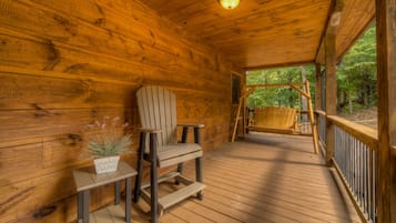 Cabin, 3 Bedrooms | Balcony