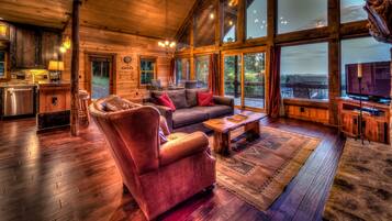 Cabin, 3 Bedrooms | Private kitchen