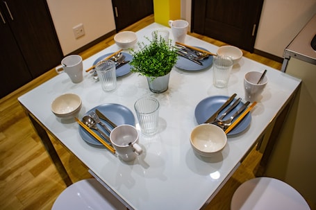 Family House, Multiple Beds, Non Smoking, Kitchen (102) | Room amenity