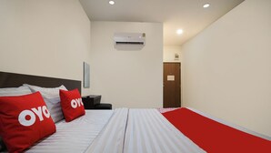 Unclassified image, 5 of 17, button - OYO 939 69 Resort (Si Racha)