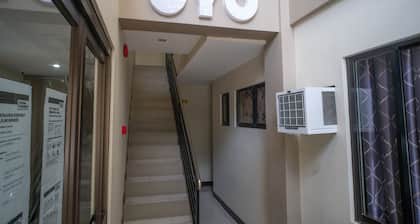 Super OYO 604 Chateau Cinco Dormitel - Hostel