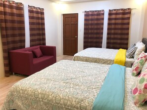 Family Suite | Free WiFi, bed sheets - Guest Hotel (Pili)