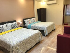 واي فاي مجانًا وملاءات أسرّة