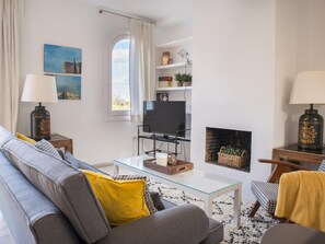 TV - Expo Apartment Golden Mile - 5 min walk to beach (Marbella)