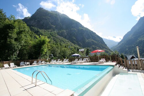 LES 2 ALPES / VENOSC : Le GRILL ★ Family or group vacations.