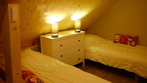 3 chambres, fer et planche Ă repasser, lit parapluie, Wi-Fi gratuit