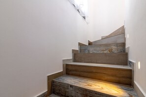 Interior - Black Villa - Naxian Sunset Villas complex - Private Pool (Naxos)