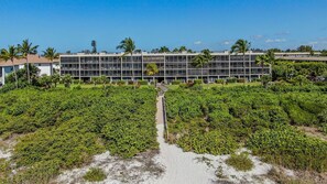 Exterior - COMPASS POINT 181 - Expansive Lanai with Gulf of Mexico Views (Sanibel)