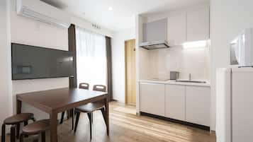 Habitación cuádruple superior | Servicio a la habitación