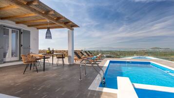 Alberca al aire libre