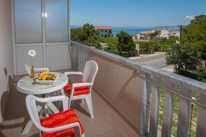 Economy Studio | Balcony - Apartments Lucia (Podstrana)