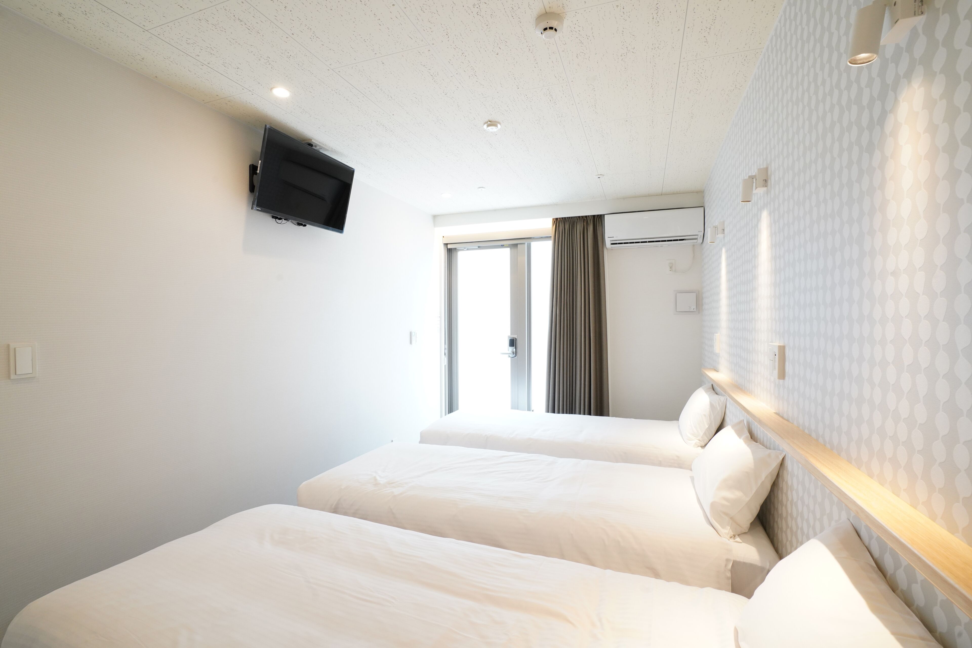 desk, laptop workspace, iron/ironing board, free wifi