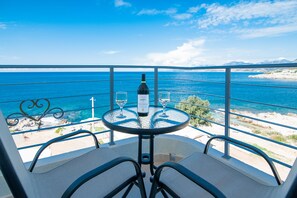 Balcony - Open Sea Luxury Apartments (Utjeha)