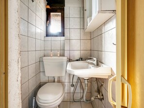 Maison | Salle de bain | Douche, serviettes fournies