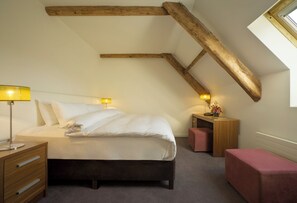 House, 2 Bedrooms, 2 Bathrooms