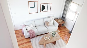 Fireplace, DVD player