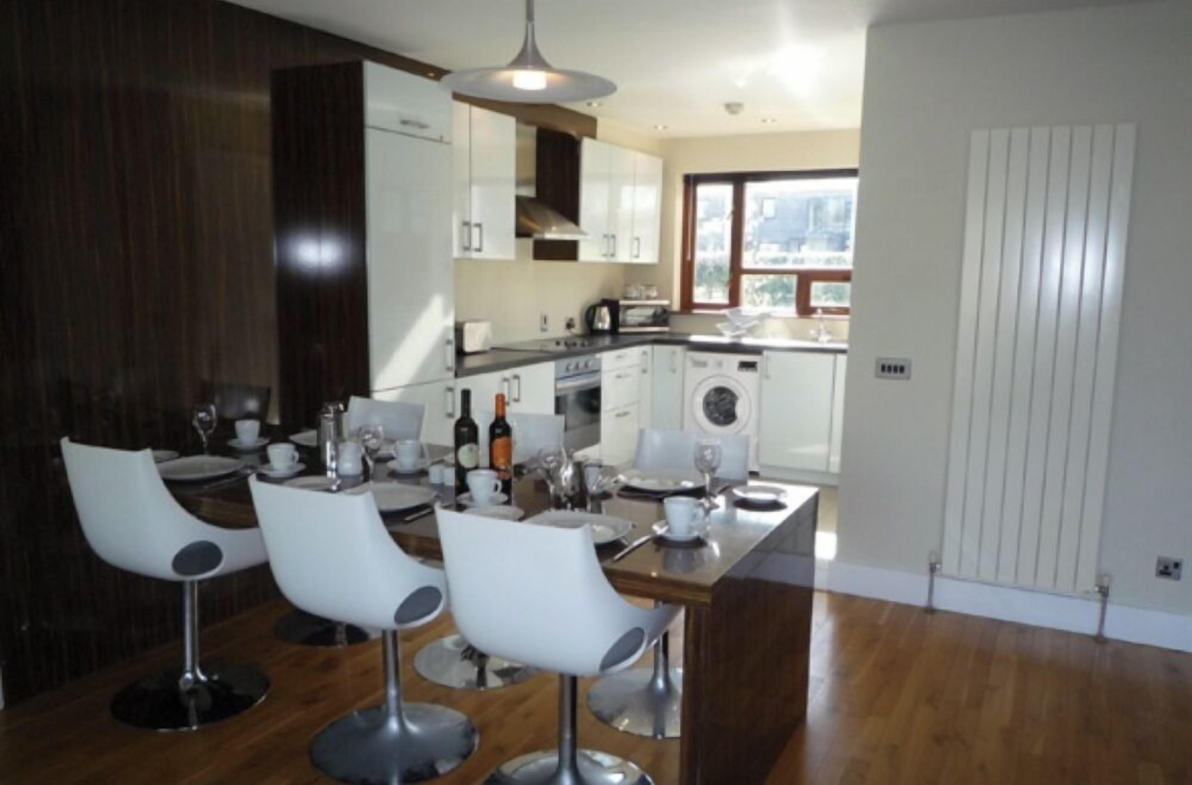 Castlemartyr Holiday Lodges (3 Bed) | Private kitchen