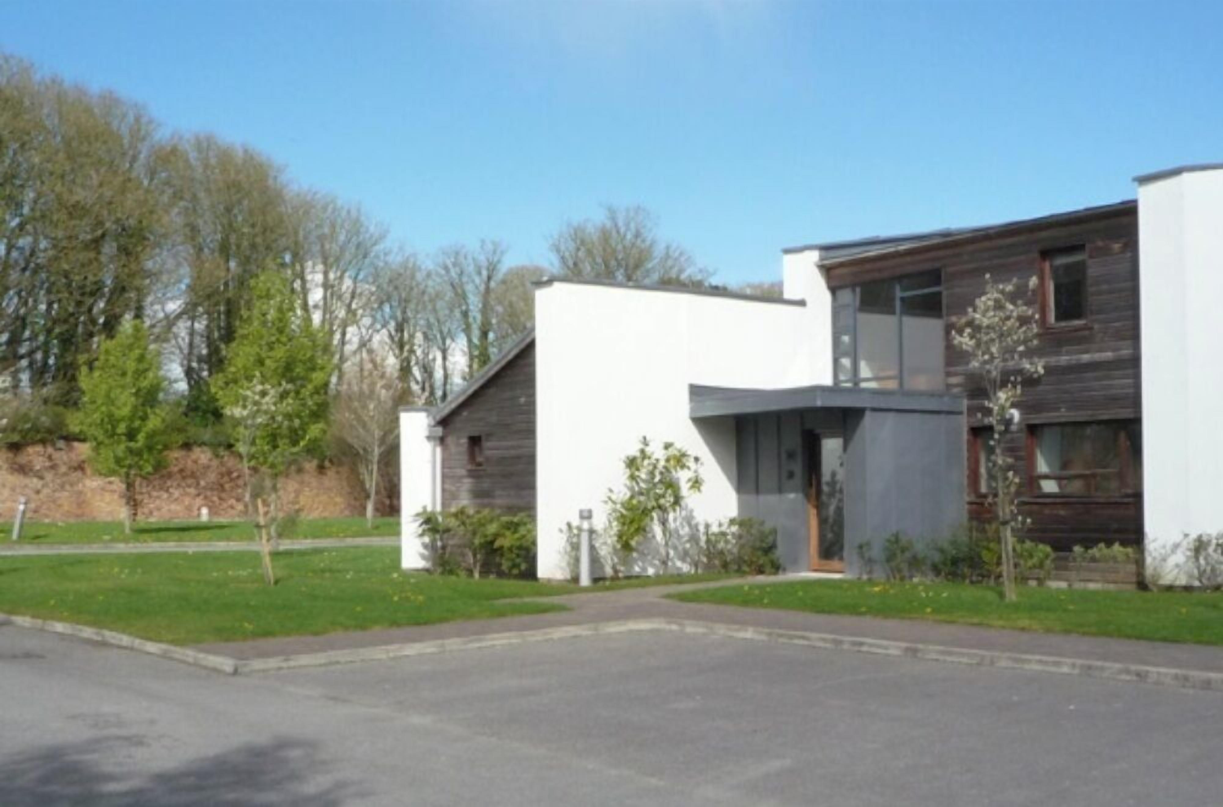 House, 3 Bedrooms, 2 Bathrooms | Terrace/patio