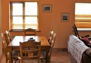House, 2 Bedrooms, Kitchen | Living area - Fairfield Holiday Home No 13 (Dingle)