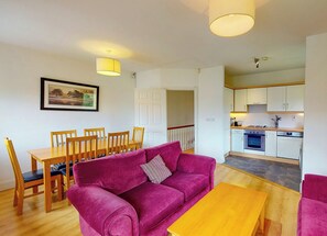 DVD player - Lakeside Holiday Homes (Killaloe)