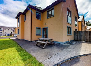 Terrace/patio - Lakeside Holiday Homes (Killaloe)