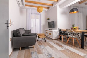 TV, stereo