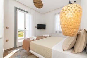 2 bedrooms, in-room safe, iron/ironing board, WiFi - Grey Villa - Naxian Sunset Villas complex (Naxos)