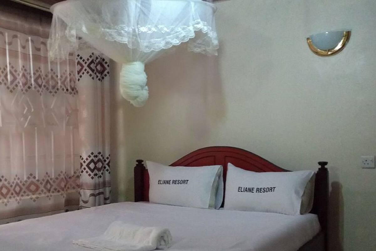 Habitación estándar | Escritorio, wifi gratis y ropa de cama 