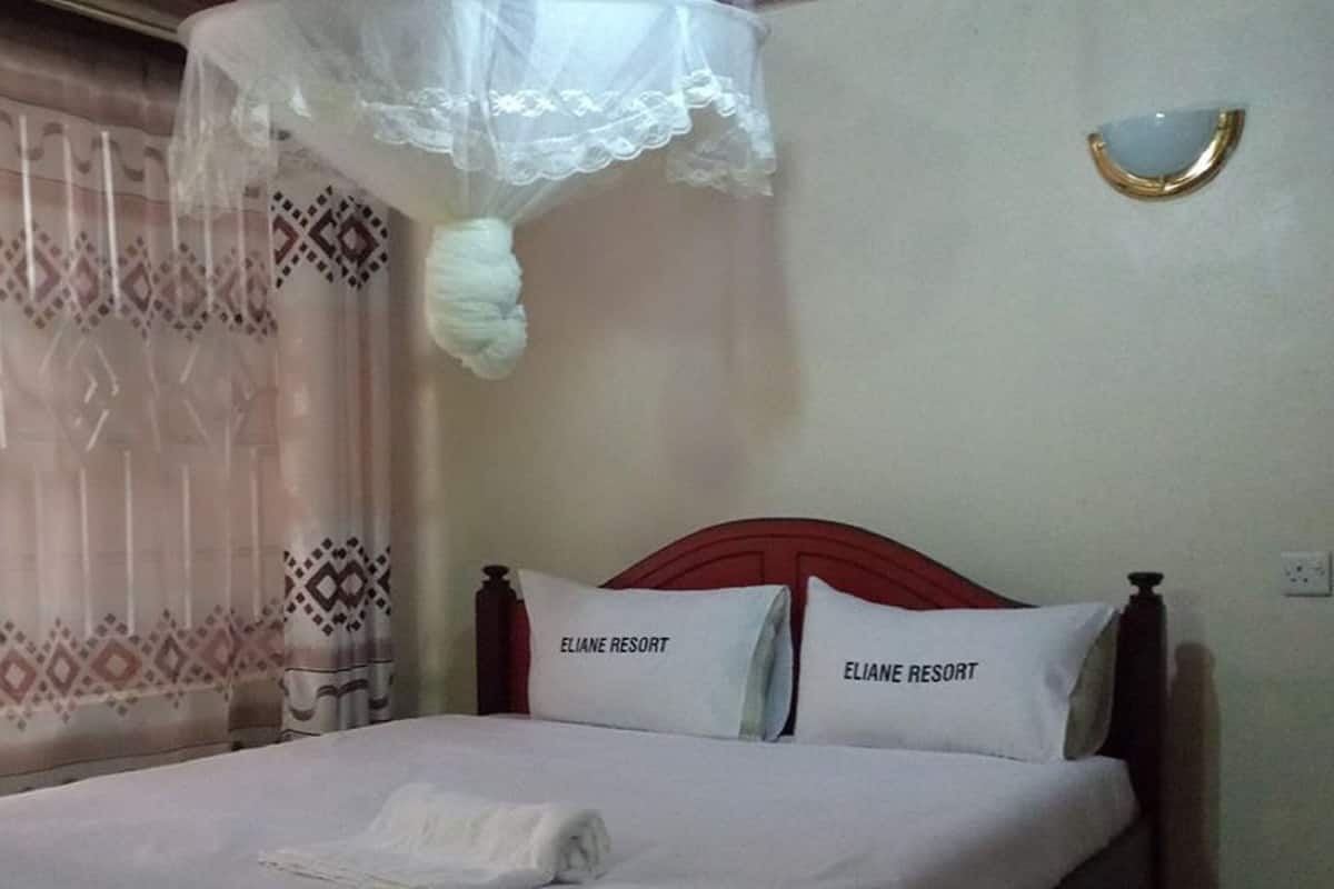 Standard Room | Desk, free WiFi, bed sheets