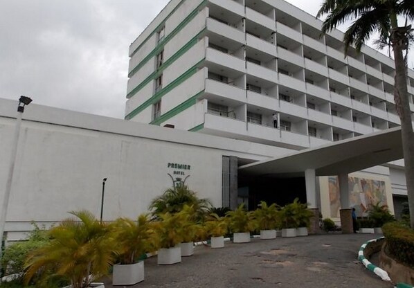 Entrada de la propiedad