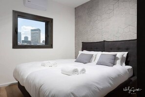 2 dormitorios, tabla de planchar con plancha, wifi y ropa de cama