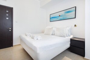 2 chambres, fer et planche à repasser, Wi-Fi, literie fournie