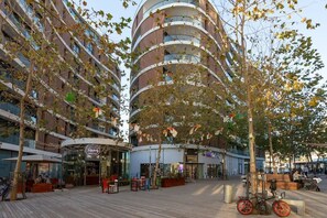 Exterior - Florentine 2BR with Sea View by HolyGuest (Tel Aviv-Yafo)