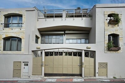 4BR Family House in Neve Tsedek with Mamad by Holyguest
